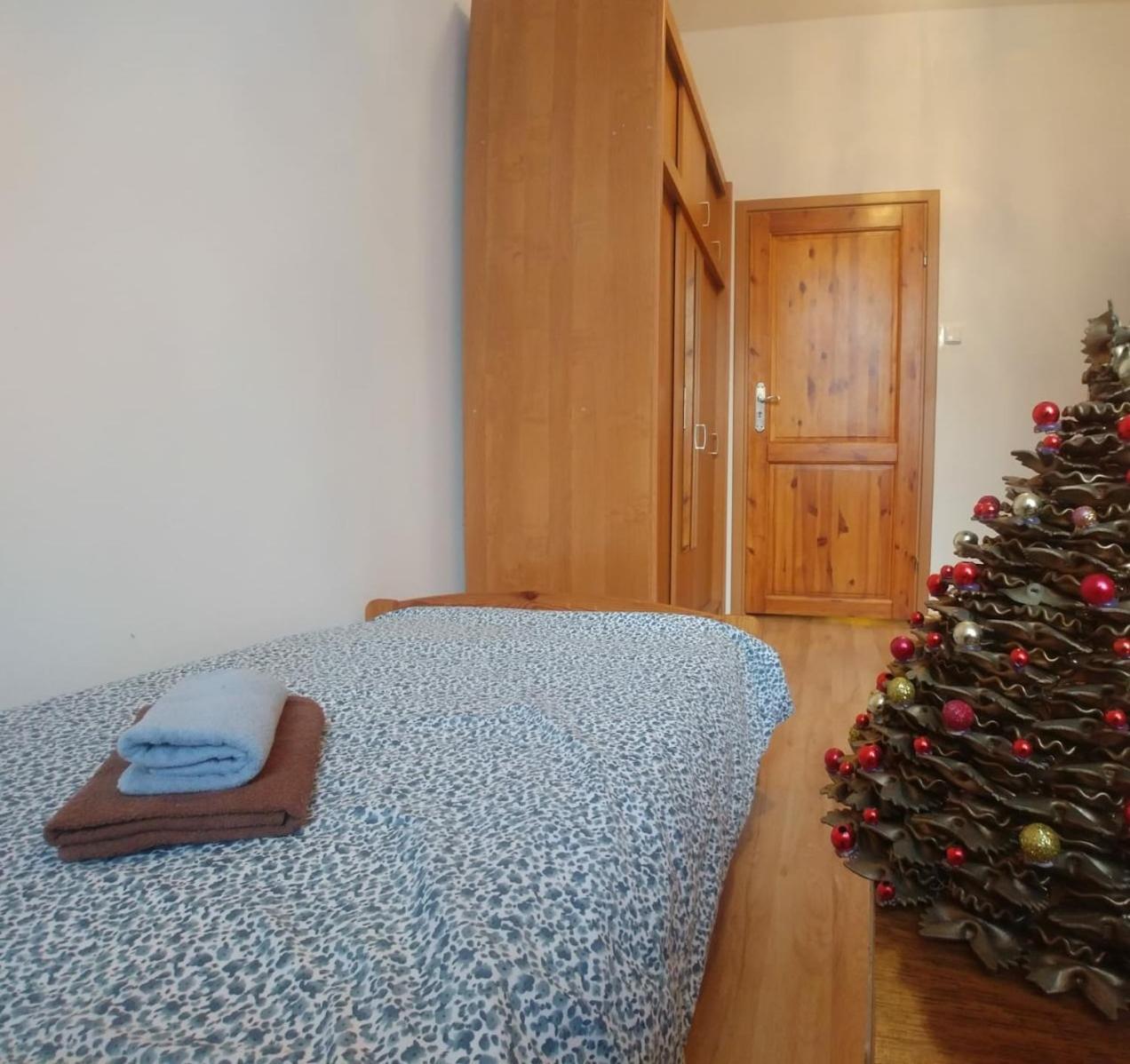Room Near The Center Gdansk Bagian luar foto